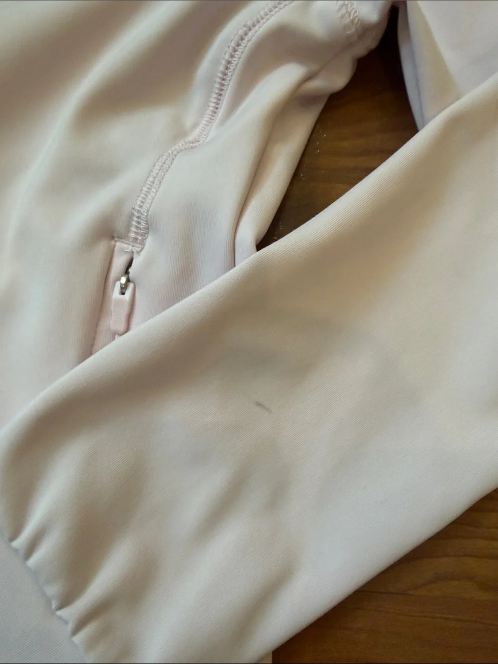 abercrombie kids slim fitting